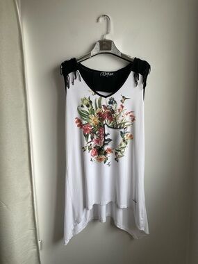 Oxygen White Floral Face Print Sleeveless Tank Top w/Black Fringe size L